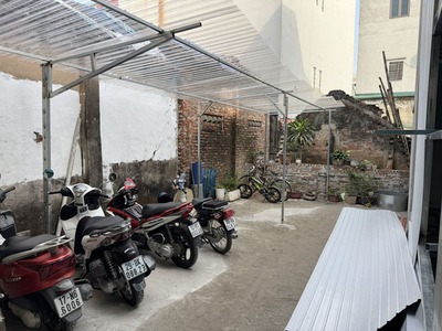 Cần bán 33,5m2 đất ngõ 145/26 Phúc Lợi. Khổ đất đẹp, cách trường học các cấp 300m 0