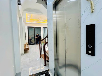 Nhà đẹp ở Trung Văn, thang máy hiện đại, ngõ thông tứ phía, 20m ra mặt phố, 70m2, hơn 14 tỷ 0