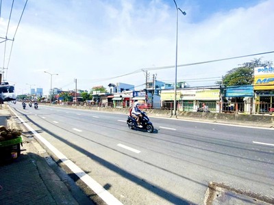 Mặt tiền kinh doanh QL1K LINH XUÂN TPHCM - 283M2 Ngang 9.5M - Dòng tiền 30tr/th Giá 14 TỶ còn TL 1