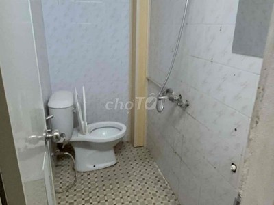 Cho thuê nhà nguyên căn 2 tầng tại phố Hồng Mai, quận Hai Bà Trưng 2