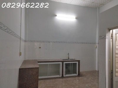 Bán nhà mặt phố đinh hữu thuật, tp sa đéc. dt 200m2, 5pn, sổ hồng. giá 5 tỷ. 2