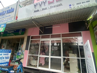 Do sắp không còn ở đây nữa nên em cần sang tiệm nails - hair -eyelash có chỗ ở lại 0