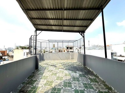 Dòng tiền thu nhập tốt - diện tích lớn - 4 tầng btct - sổ nở hậu. p. bình lợi trung 1