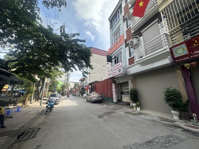 Siêu phẩm bồ đề 53m x 6t thang máy kinh doanh, gần phố, giá đầu tư. 3