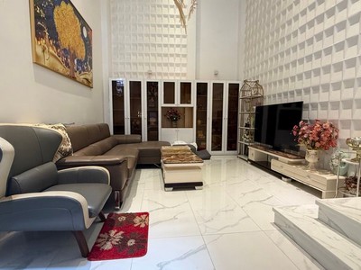 Hẻm xe hơi nguyễn tư giản, gò vấp   nhà 5 tầng, ngang 4.2m   diện tích 54.2m    giá 10.5 tỷ 0