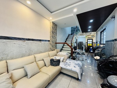 Dòng tiền hàng tháng ngay sát mặt tiên đường d2 - p25- bình thạnh - nhà đẹp lung linh 45 m2- 2 tầng 1