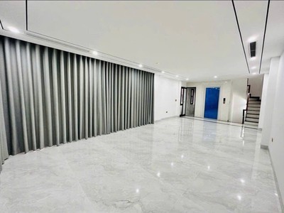 Phố hồng tiến vừa ở vừa kinh doanh, lô góc 58m2 8t,ô tô tránh - 2x tỷ 0