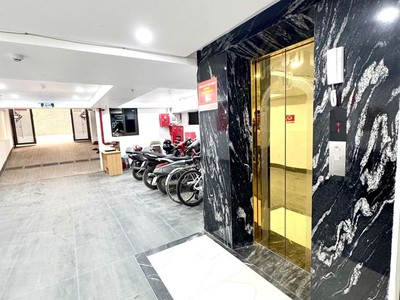 Căn hộ ccmn  mới đẹp   mỹ đình   nam từ liêm  -7 tầng thang máy   về ở luôn 45m2. 1