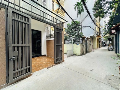 Chính chủ bán nhà căn góc khu vực tố hữu   khu lê quang đạo mở rộng  ngõ thông thoáng   ô tô 5 tạ 1