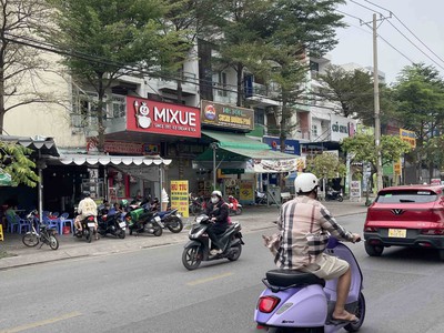 Bán gấp  mặt tiền kd hiệp bình 10x30   giá từ 45t giảm còn 39t   không có căn thứ 2 4