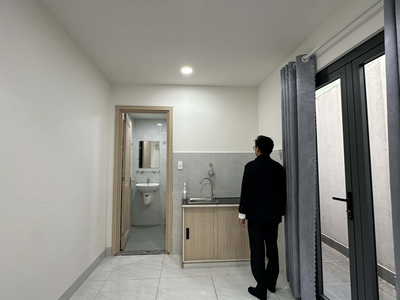 Chỉ còn 1 phòng cho thuê phòng trọ Quận 2 thoáng mát có máy lạnh, nhận phòng ngay 0