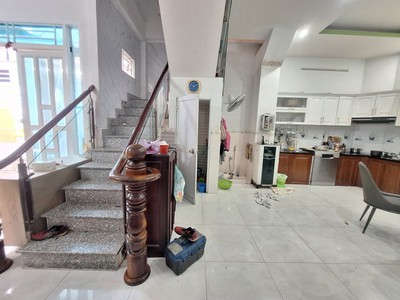 Bán nhà phố 3 tầng, 55m2, đường số 9, linh tây, thủ đức, tp hcm. giá chỉ 4,45 tỷ - sổ hồng chính 3