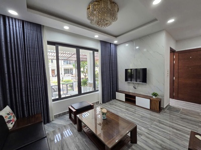 Bán nhà phố liền kề trệt 3 lầu giá cực tốt - khu compound bảo vệ 2424 full nội thất. 3