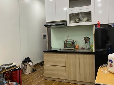 Ô tô lùi cửa - thoáng trước sau - cách phố 10m - 6 tầng thang máy - 8 phòng víp - 500 triệu/1năm 3