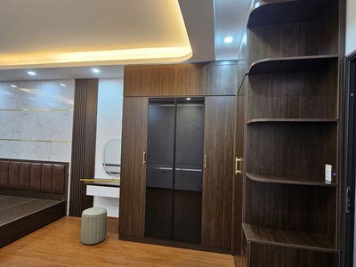 Bán nhà mới full nội thất lô góc phố nguyễn văn linh 42m2 5 tầng x 7,9 tỷ. 2