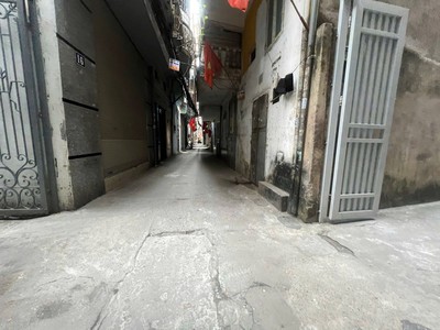 Bán nhà ngõ gốc đề 36m2. 5 tầng. mặt tiền 4m. giá đẹp 8.6 tỷ hai bà trưng hà nội 0