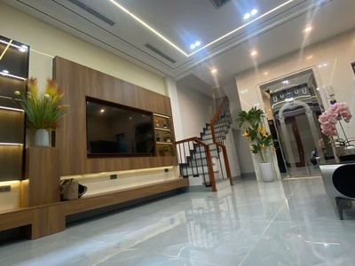 Bán nhà nguyễn văn cừ   ngọc lâm   long biên 1