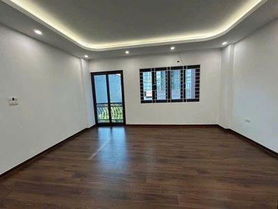 Nhà mới- đẹp 6 tầng thang máy ô tô vào nhà phố ngô gia tự 42m2 10.4 tỷ. 2