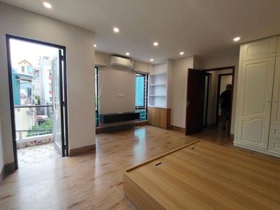 Gấp bán nhà cầu diễn,hồ tùng mậu, oto 7 chỗ đỗ cửa,kinh doanh,dt: 45m2x5t,mt 4m,8.9ty 1