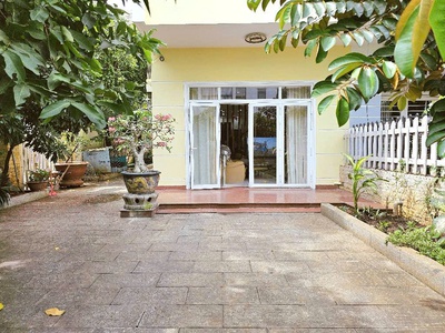 Hạ mạnh 1.3 tỷ - giá mới 23.9 tỷ tl - rẻ nhất kdc gia hòa biệt thự lô có, 4 tầng có thang máy nội 0