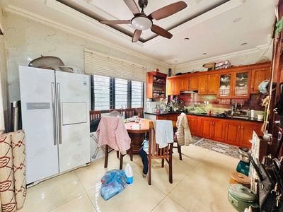 Bán nhà 6tmặt phố vip bắc từ liêm lô góc thang máy kinh doanh đỉnh 26 tỷ 2