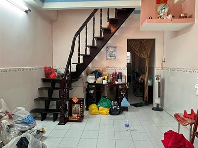 Bán nhà bình đông p11 q8 ngang đẹp 3.7m 1