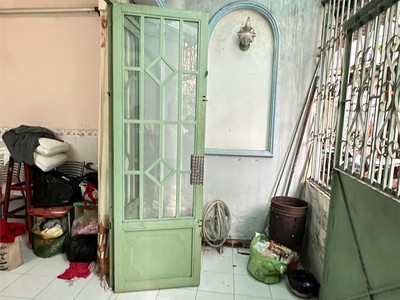 Bán nhà bình đông p11 q8 ngang đẹp 3.7m 0