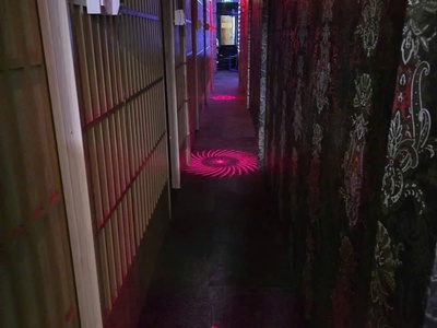 Sang gấp cơ sở massage mới 99 - mặt tiền cmt8, tân bình 3