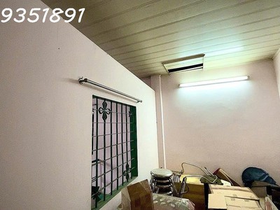 Nhà đẹp - ở liền - phạm văn hai - giáp cách mạng tháng 8 - 3tầng - 4pn - 6tỷ - lh 0949351891 0