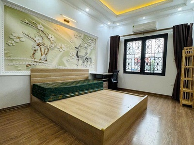 Bán nhà phố trạm 30m 5 tầng ô tô qua hơn 8 tỷ 2