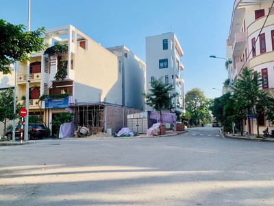 Bán lô đất góc mặt đường đôi Phùng Chí Kiên, KĐT An Phú, TP HD, 70.5m2, 2 mặt tiền, 4.x tỷ 0