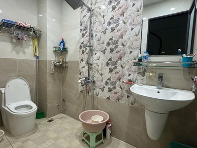 Bán Gấp Nhà 75m2 x 5 Tầng Giang Biên, Long Biên   Mặt Tiền 5m   Ô Chờ Thang Máy 1