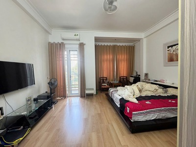 Bán Gấp Nhà 75m2 x 5 Tầng Giang Biên, Long Biên   Mặt Tiền 5m   Ô Chờ Thang Máy 3