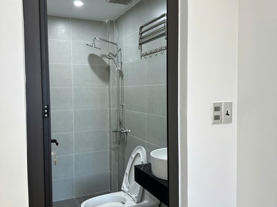 Cho thuê căn hộ The Ló Apartment   studio trống tầng 2 và tầng 4 5