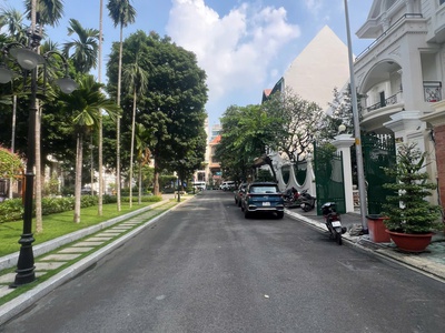 Bán gấp Biệt Thự COMPOUND Him Lam Phổ Quang Quận Tân Bình 3