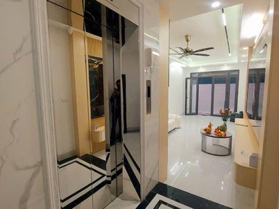 Siêu phẩm giáp bát   nhà đẹp 5 tầng thang máy   full nội thất   chỉ việc xách vali về ở 0