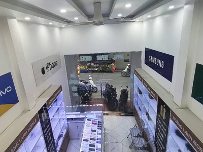 Nhỉnh 15 tỷ bán nhà bồ đề kinh doanh tấp nập. 47m x 5t ở luôn. cực gần cầu. 1