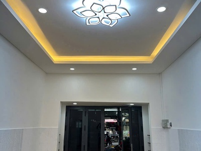 Cho Thuê Nhà Nguyên Căn 54.1m2, Gần Đường Chợ, Gần Đường Lớn 0