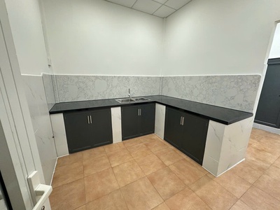 Cho Thuê Nhà Nguyên Căn 54.1m2, Gần Đường Chợ, Gần Đường Lớn 2