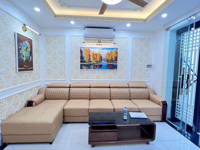 Siêu đẹp võ chí công 60m 6t, mt 5,5 nhỉnh 14 tỷ-lô góc -3 thoáng thang máy -full nội thất 0