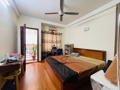 Nhà bántrung tâm cạnh mễ trì   cách vài chục mét đường miếu đầm   di chuyển dễ dàng khu ngoại 4