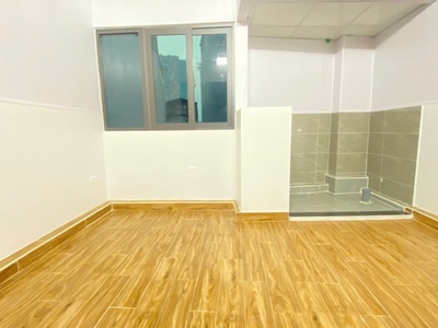 Cần cho thuê nhà làm chdv ngõ 75 giải phóng, 42m  x 6 tầng cải tạo được 9pn, 30 triệu 4