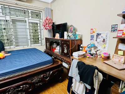 Bán nhà văn hương 45m2.  4 tầng. mặt tiền 3.3m. giá 12 tỷ đống đa hà nội 4