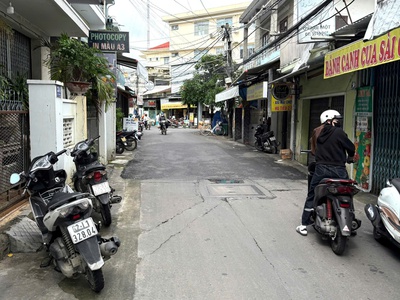 Bán nhà mặt tiền ngã 7 trung tâm nha trang đường núi một 3 tầng 1 tum giá 10,5 tỷ 0