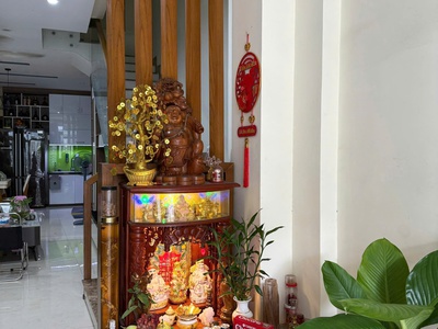 Bán nhà mặt tiền ngã 7 trung tâm nha trang đường núi một 3 tầng 1 tum giá 10,5 tỷ 1