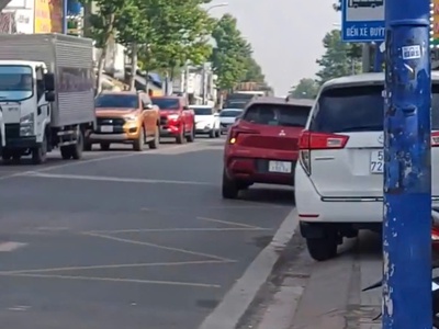 Bán gấp nhà mặt tiền lê thị hà   hóc môn   hàng hiếm giữa trung tâm 3