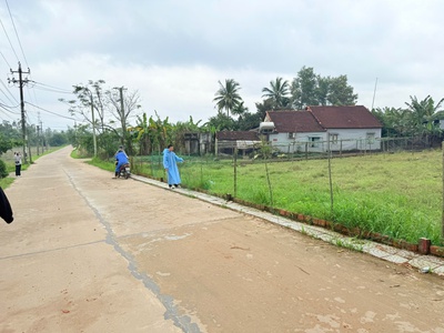 Cần bán lô đất diện tích 150m2 giá đầu tư 1