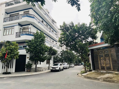 Bán biệt thự 5 tầng  - bình thạnh - đặng thùy trâm - 120m - mặt tiền 10m - vip - có hầm - 7pn lớn - 0