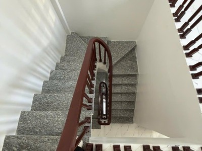 Siêu hiếm-lệ mật -dt: 62mm2-dân xây 5 t chắc chắn-đườngtrước nhà ô t ô tránh-kinh danh đinhr- giá: 2