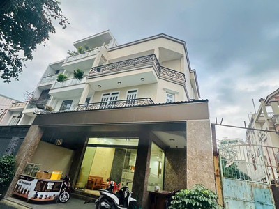 Lô góc - ngang 8.5m hiếm- hẻm xe ô tránh thông - cách sân bay quốc tế 1km- giáp tân bình- sân để 2 1